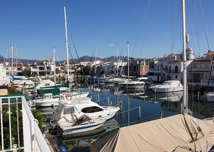 Apartment Port Argonautas 49 Bajos