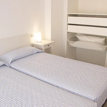 Appartement Port Argonautas 49 Bajos *